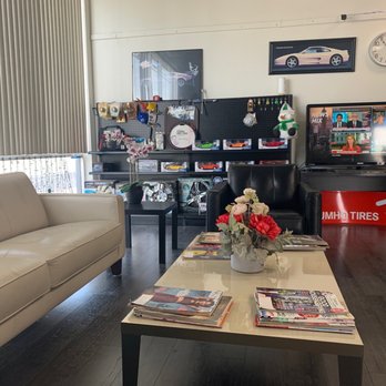 Star West Motors - Star West Motors lounge. - Auto Repair Near Me - Tarzana, California Star West Motors - Star West Motors lounge. - Auto Repair Near Me - Tarzana, California