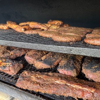 Chef's Oldtime BBQ - Selection great meats, including brisket, ribs, sausage, and chicken! - Barbeque Near Me - Round Rock, Texas Chef's Oldtime BBQ - Selection great meats, including brisket, ribs, sausage, and chicken! - Barbeque Near Me - Round Rock, Texas