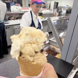 Braum's Ice Cream & Dairy Store