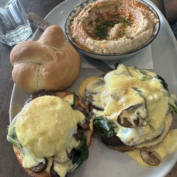 Café Alma - Sun Dried Tomato Benedict - Breakfast & Brunch Near Me - Cincinnati, Ohio Café Alma - Sun Dried Tomato Benedict - Breakfast & Brunch Near Me - Cincinnati, Ohio