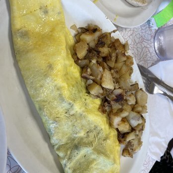 Dream Diner - Diners Near Me - Tyngsboro, Massachusetts Dream Diner - Diners Near Me - Tyngsboro, Massachusetts