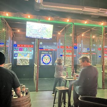 Auburn Axe Throwing - Hanging out - Axe Throwing Near Me - Auburn, California