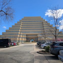 The Ziggurat Building