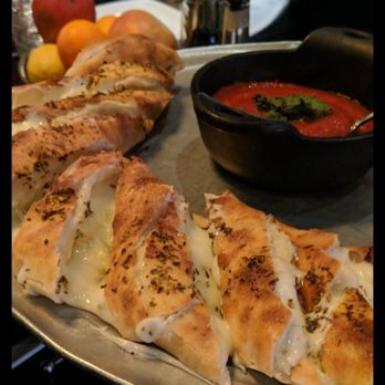 Rocco's - Garlic Cheese Bread - Bars Near Me - Seattle, Washington