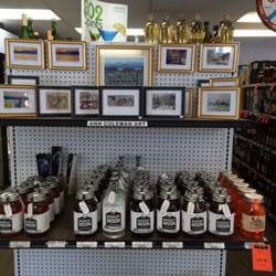 Ratu's Liquor & Market - Moonshine!!!