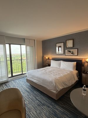 The Ritz-Carlton Dallas, Las Colinas by null