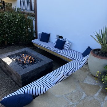 Villa Mara - Fire pit on front patio - Hotels Near Me - Carmel-by-the-Sea, California Villa Mara - Fire pit on front patio - Hotels Near Me - Carmel-by-the-Sea, California