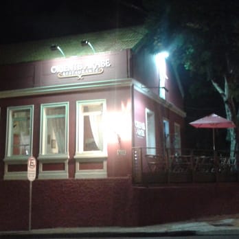 Oriente Árabe Restaurante - Faixada do restaurante oriente árabe à noite - Restaurants Near Me - Curitiba, Puerto Rico Oriente Árabe Restaurante - Faixada do restaurante oriente árabe à noite - Restaurants Near Me - Curitiba, Puerto Rico