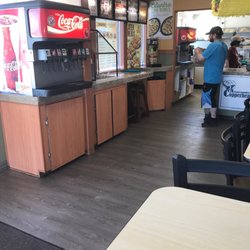 Anaconda Taco Time - Dining area
