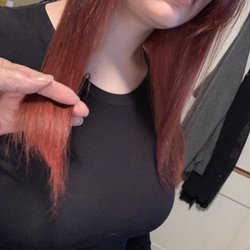 Hair Hut & Boutikki - Very uneven