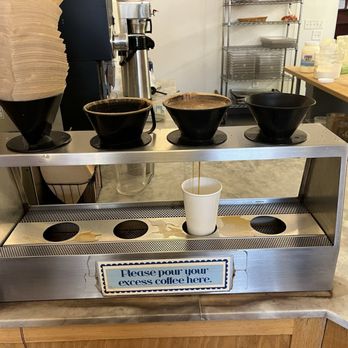 La Farine Bakery - Pour over coffee - Bakeries Near Me - Oakland, California La Farine Bakery - Pour over coffee - Bakeries Near Me - Oakland, California