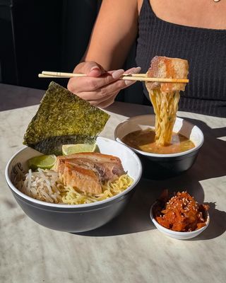 Silverlake Ramen LBX by null