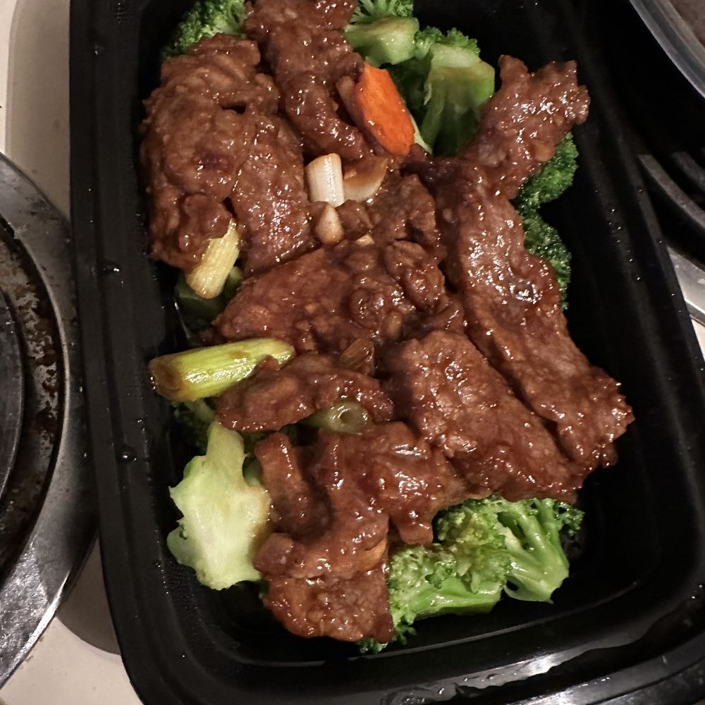 Kwok's Bistro - Broccoli beef - Chinese Near Me - Reno, Nevada Kwok's Bistro - Broccoli beef - Chinese Near Me - Reno, Nevada