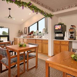 Super 8 by Wyndham Centerville - Property amenity