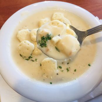 Duckie's Chowder House - Clam chowder - Seafood Near Me - Cayucos, California Duckie's Chowder House - Clam chowder - Seafood Near Me - Cayucos, California