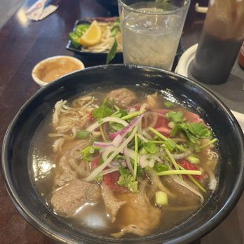 Pho Cafe - Combination well done, rare beef, and beef ball noodle soup 火车头牛肉汤粉 - Noodles Near Me - Daly City, California