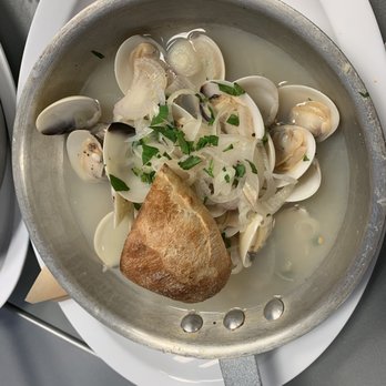 The Fish Joint - Steamed Clams (Original Sauce) - Seafood Near Me - Coconut Creek, Florida The Fish Joint - Steamed Clams (Original Sauce) - Seafood Near Me - Coconut Creek, Florida