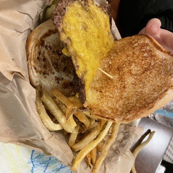 MickDuff's Brewing Company - Kids Cheeseburger - Irish Near Me - Sandpoint, Idaho MickDuff's Brewing Company - Kids Cheeseburger - Irish Near Me - Sandpoint, Idaho