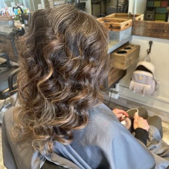 Ocean Blown Salon - So pretty from behind - Hair Salons Near Me - Capistrano Beach, California