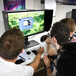 IN.D Institute - Digital first , die modernsten Tools sollte jeder kennen und als künftige Führungskräfte damit am Markt immer die Nase vorn zu haben.