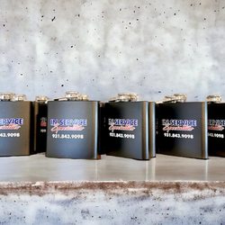 Jake's Lettering & Graphics - Flasks uv led printed