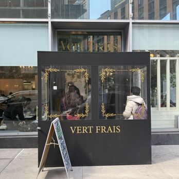 Vert Frais - Cocktail Bars Near Me - Long Island City, New York