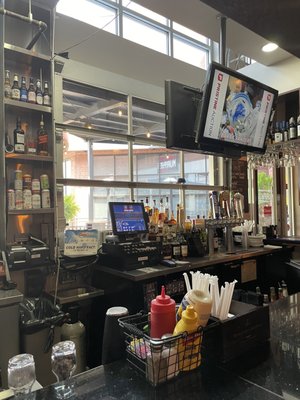 MURPH'S by null