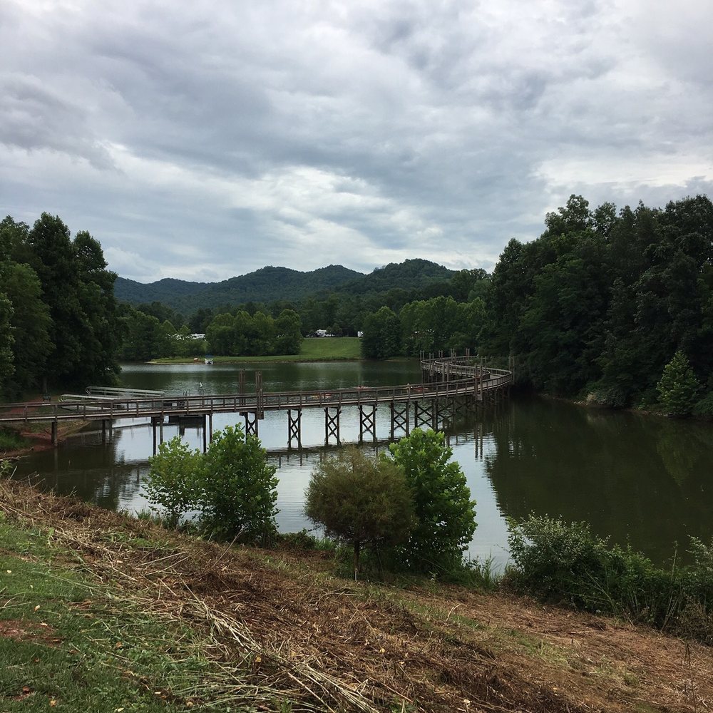 Stonewall Resort - Bridge walk to campground - Hotels Near Me - Roanoke, West Virginia Stonewall Resort - Bridge walk to campground - Hotels Near Me - Roanoke, West Virginia