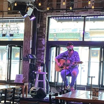 Cerveza Jack's - Fun time! - Bars Near Me - Nashville, Tennessee