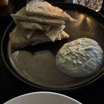 Malama Pono Restaurant - Garlic Naan - Seafood Near Me - Los Angeles, California