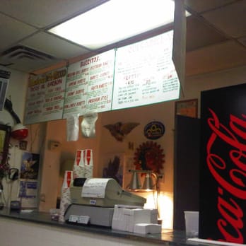Mexican Grill 2000 - front counter - Mexican Near Me - Patchogue, New York
