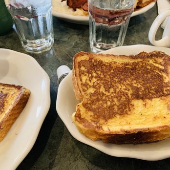 Sherwood Diner - French toast - Diners Near Me - Westport, Connecticut Sherwood Diner - French toast - Diners Near Me - Westport, Connecticut
