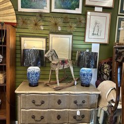 Clutter Furnishings - Artwork, accessories and furnishings