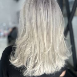 Dore Lounge - Platinum Blonde