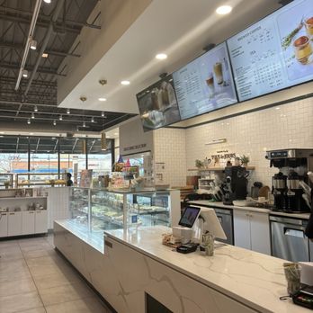 Tous Les Jours - Ordering counter - Bakeries Near Me - Minneapolis, Minnesota Tous Les Jours - Ordering counter - Bakeries Near Me - Minneapolis, Minnesota