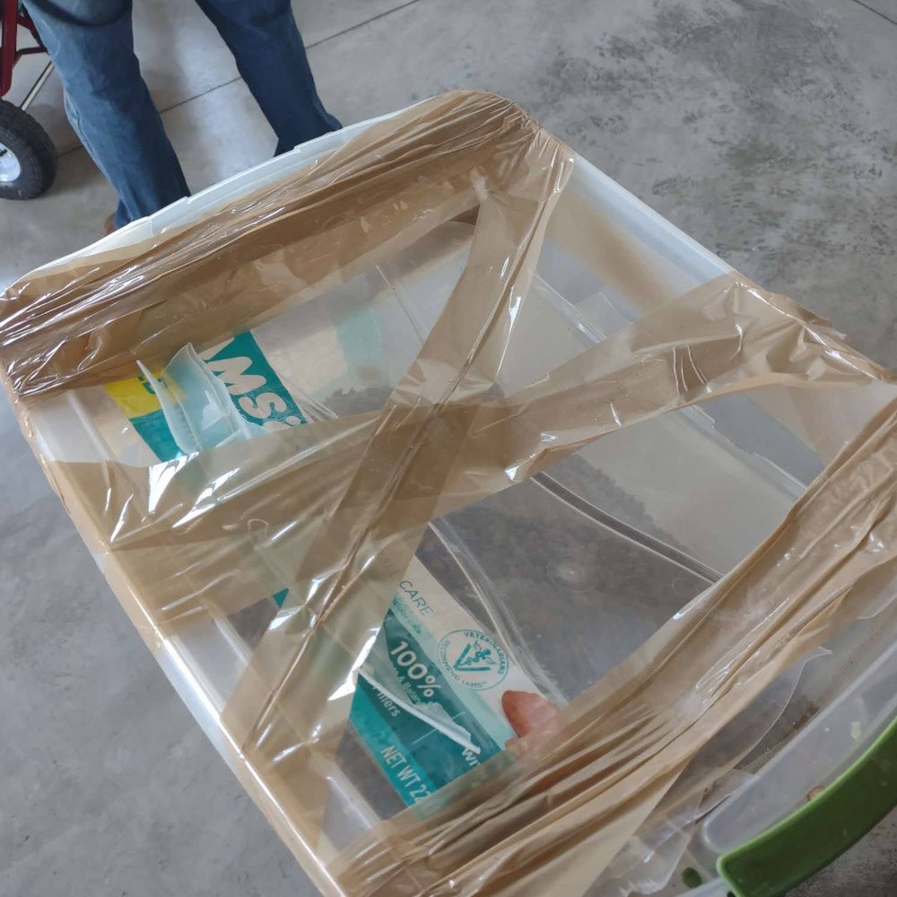 Homesafe Transit - 7 rubbermaid boxes broken, 21 lost. - Movers Near Me - West Palm Beach, Florida Homesafe Transit - 7 rubbermaid boxes broken, 21 lost. - Movers Near Me - West Palm Beach, Florida