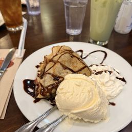 Tri-berry Crepe