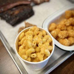 Sloppy Mama's BBQ - Mac n Cheese