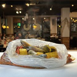 Holly Crab - Crawfish and green mussel combo