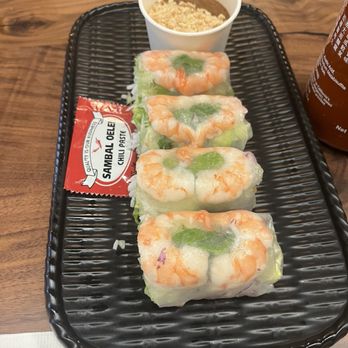 Vui Ve - Shrimp Spring Rolls - Shrimp - Vietnamese Near Me - Los Angeles, California Vui Ve - Shrimp Spring Rolls - Shrimp - Vietnamese Near Me - Los Angeles, California