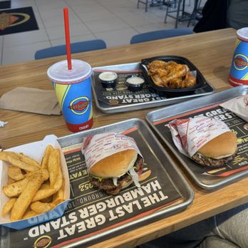 Fatburger - Burgers Near Me - San Antonio, Texas
