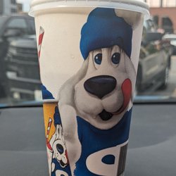 Lois 'N' Frima's Ice Cream - Love the cup design