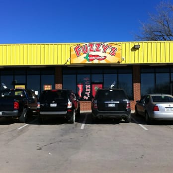 Fuzzy's Taco Shop - cars parked in front - Mexican Near Me - Sanger, Texas