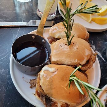 Wolf by Vanderpump at Caesars Republic Lake Tahoe - Prime Rib Sliders - American Near Me - Stateline, Nevada