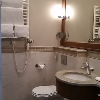 Art Hotel - Bathroom - Hotels Near Me - Wrocław, DS