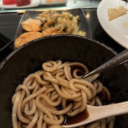 Yama Sushi - Udon with Vegetable Tempura