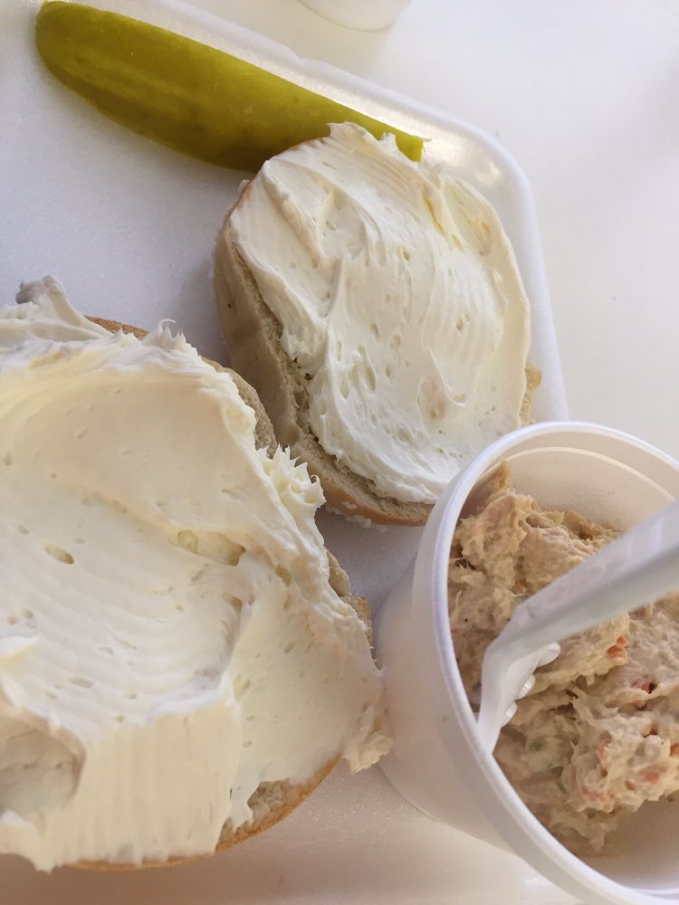 BLOCK’S HOT BAGELS DELI & BAKERY 44 Photos & 92 Reviews Bakeries