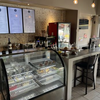 Lavanderiapr - Coffee+ bar also sells beer and wine. - Coffee & Tea Near Me - San Juan, Puerto Rico Lavanderiapr - Coffee+ bar also sells beer and wine. - Coffee & Tea Near Me - San Juan, Puerto Rico