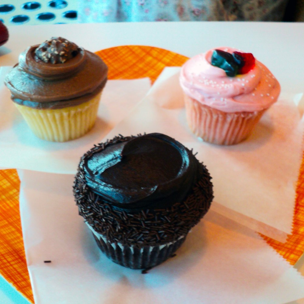 Frosted Cupcakery - Nutella, Chocolate, and Strawberry cupcakes - Bakeries Near Me - Long Beach, California