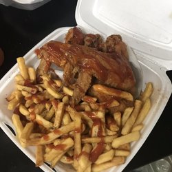 Mi Tierra - 4 wings & Fries